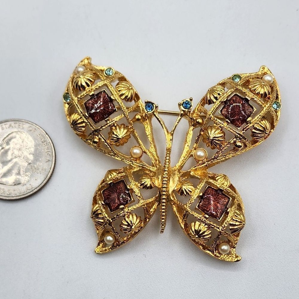 Avon gold & rhinestone Butterfly brooch